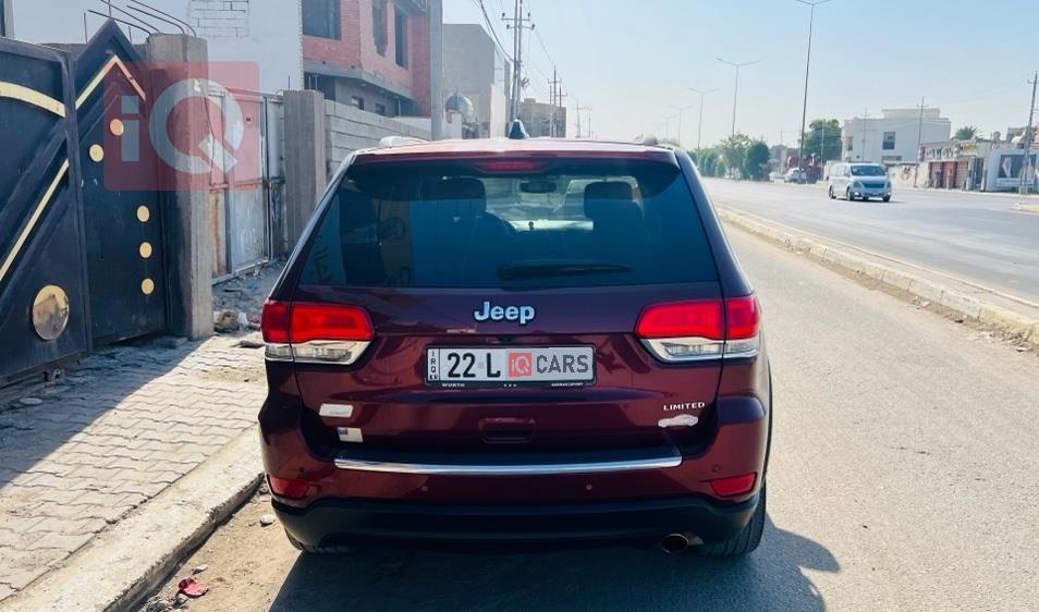 جیپ گراند شیرۆکی